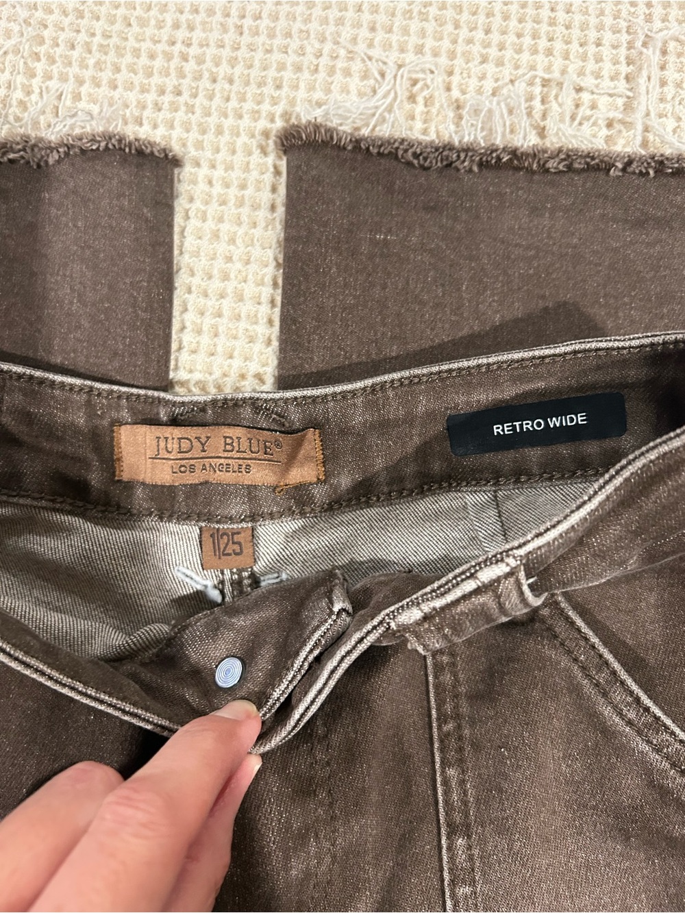 Judy Blue Chocolate Brown High-Rise Wide Leg Jeans NWOT - Picture 6 of 6